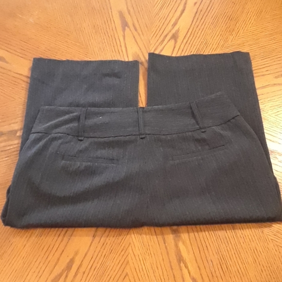 Rafaella Pants - Picture 4 of 5